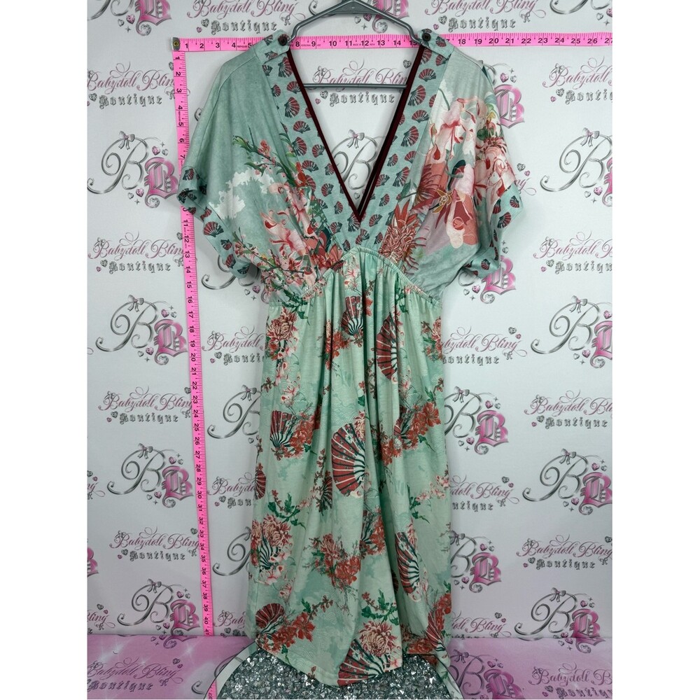 Smash dress Mint Floral V-Neck Midi Dress with fan print